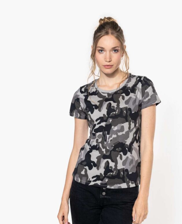LADIES' SHORT-SLEEVED CAMO T-SHIRT