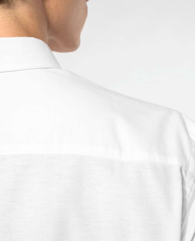 MEN LONG-SLEEVED EASY CARE SHIRT WITHOUT POCKET