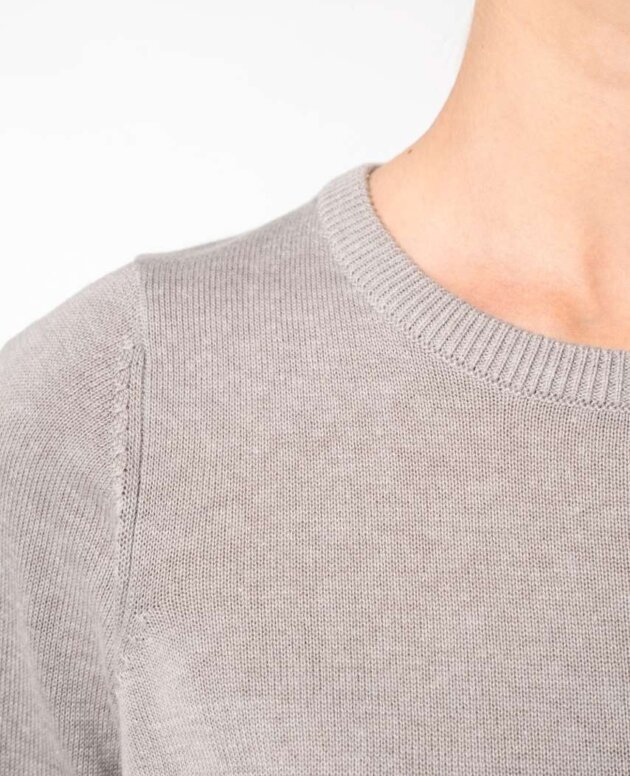LADIES' CREW NECK JUMPER