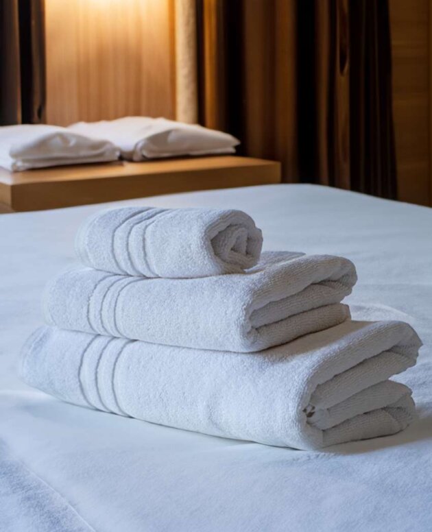 OLIMA HIGH-QUALITY HOTEL TOWEL