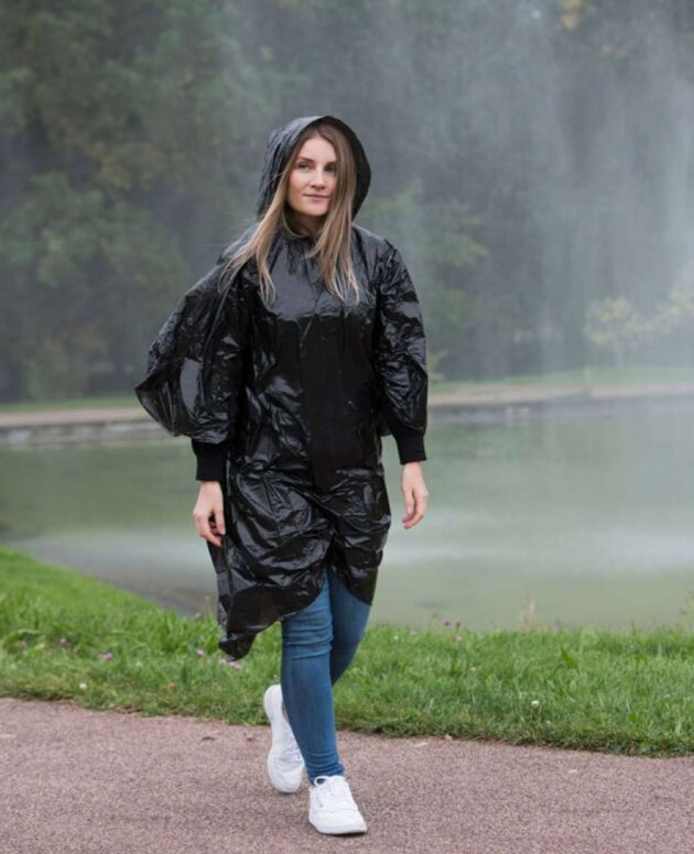 DISPOSABLE RAINING PONCHO "SUMATRA"