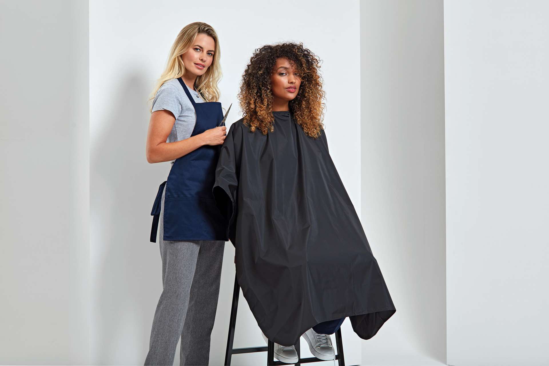 Premier Waterproof Long Sleeve Salon Gown