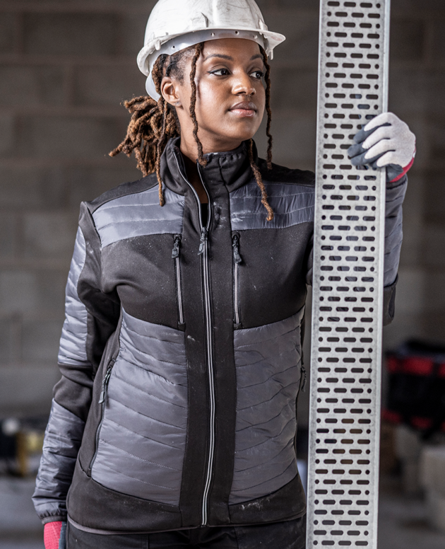 E-VOLVE THERMAL HYBRID JACKET