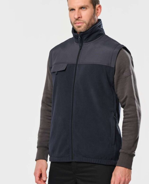 FLEECE JACKET WITH REMOVABLE SLEEVES