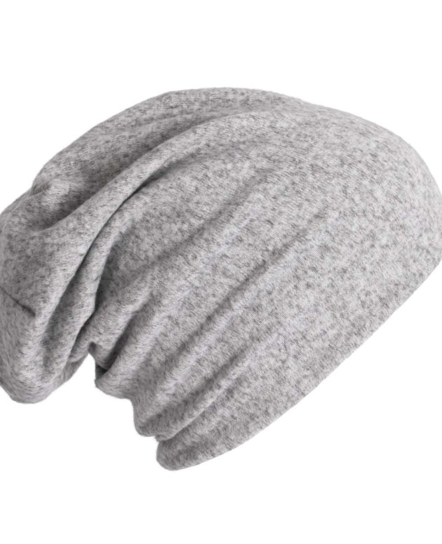 KNITTED BEANIE