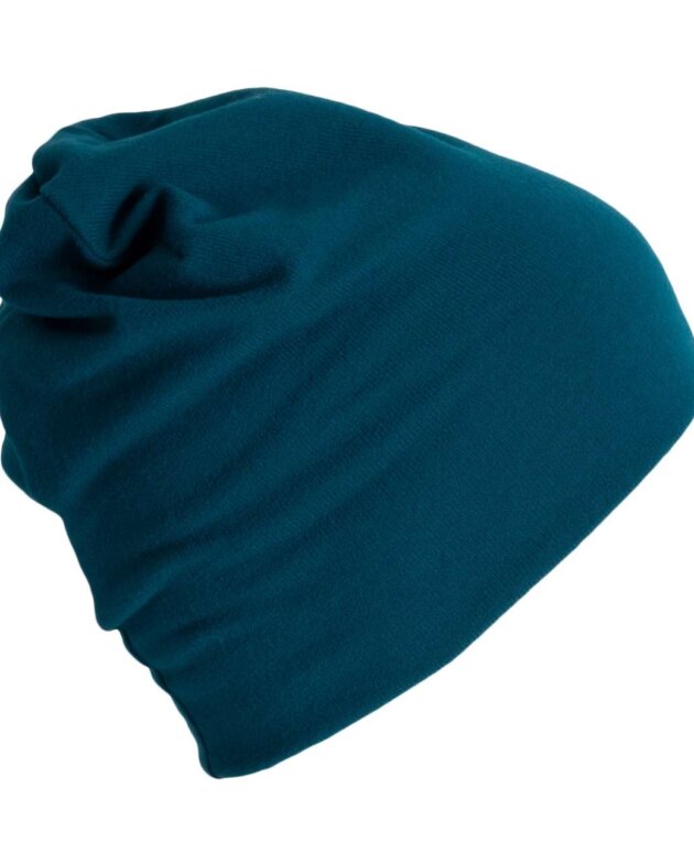 KNITTED BEANIE