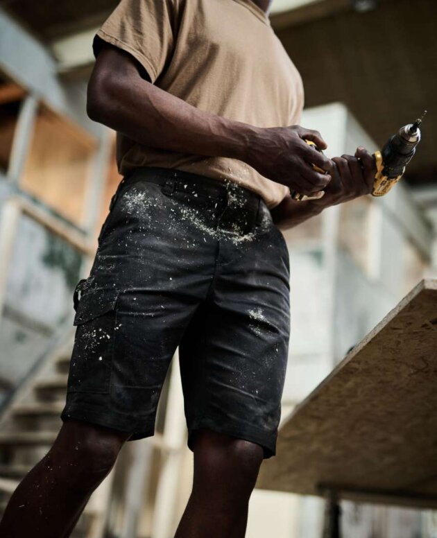 PRO CARGO SHORTS