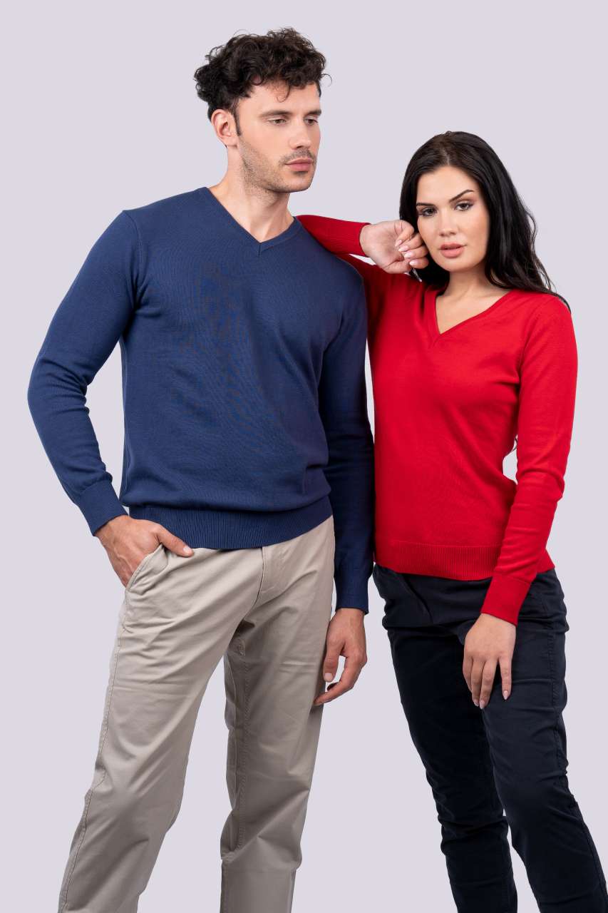 WOMEN’S V-NECK FINE GAUGE COTTON PULLOVER - Image 4