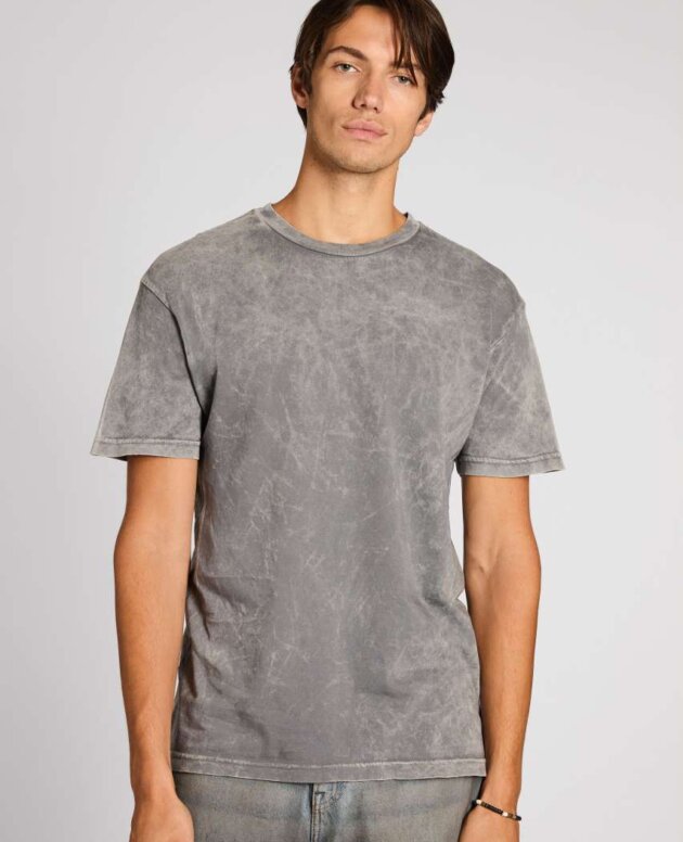 VINTAGE CREWNECK TEE